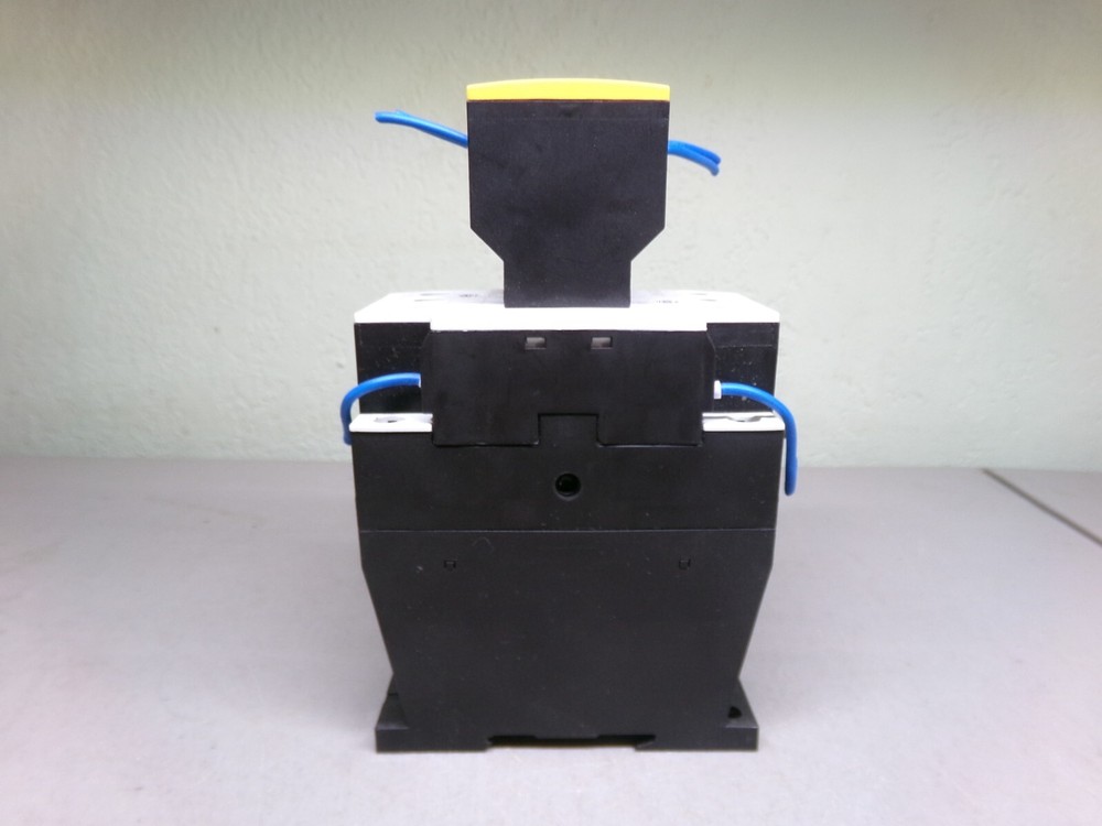 EATON DILMS17-23 XTSE018C23 SAFETY CONTACTOR
