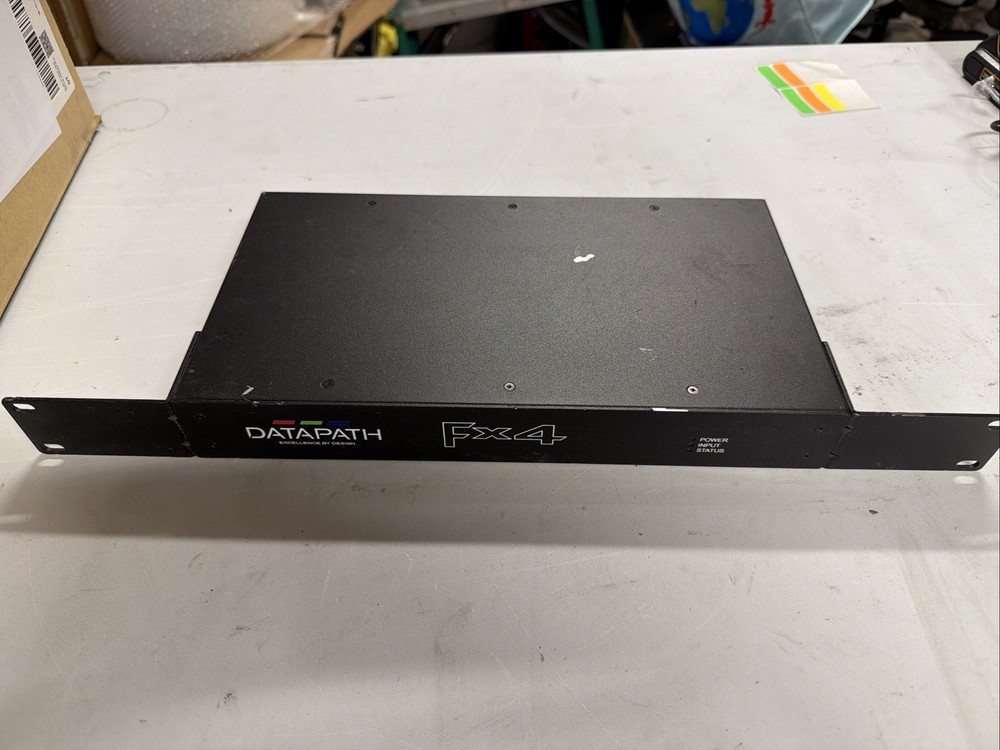 DATAPATH Fx4 Display Controller with Four HDMI Port Outputs