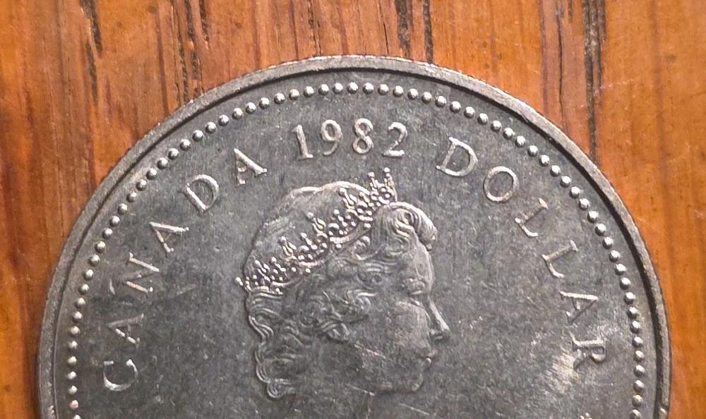 1982 Canada Constitution Commemorative Dollar, Queen Elizabeth II, Confederation