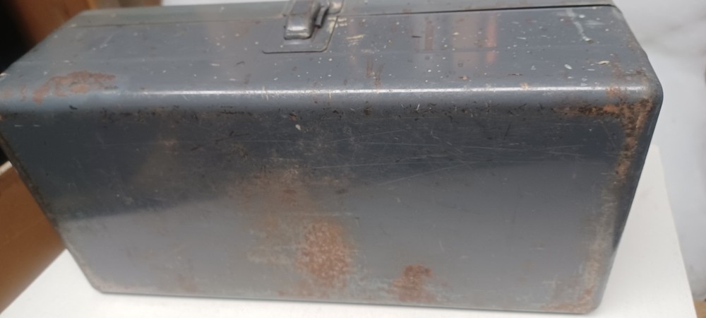 VINTAGE BLACK & DECKER DRILL KIT TOOL BOX