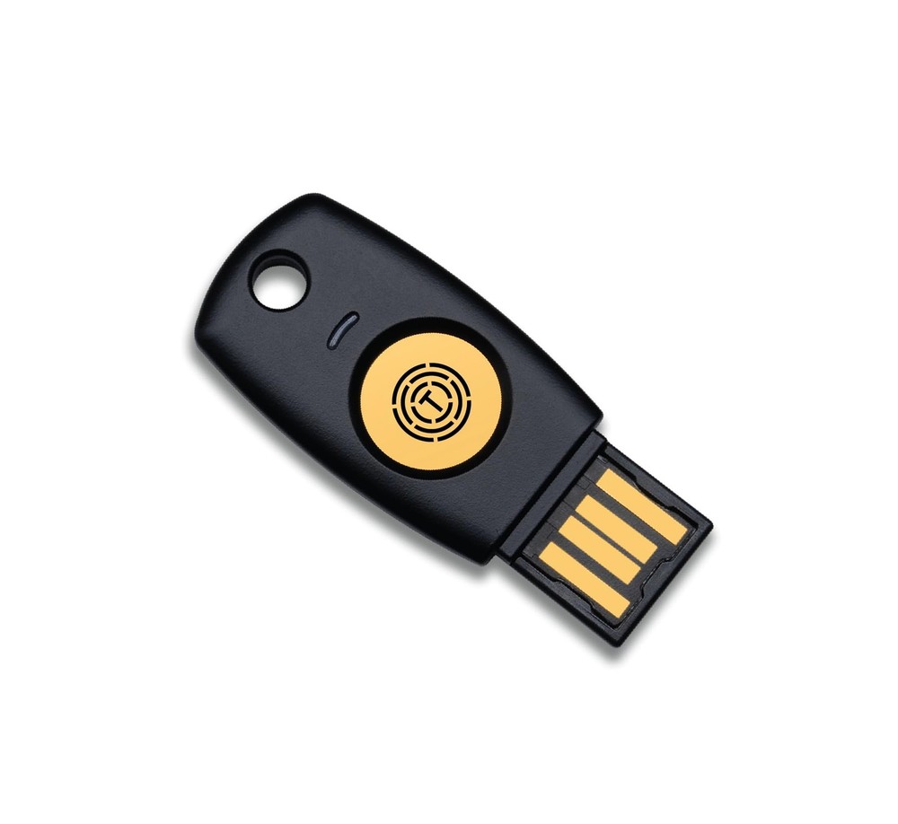 FIDO2 U2F Security Key Passkey Two-Factor Authentication (2FA) Small, Black