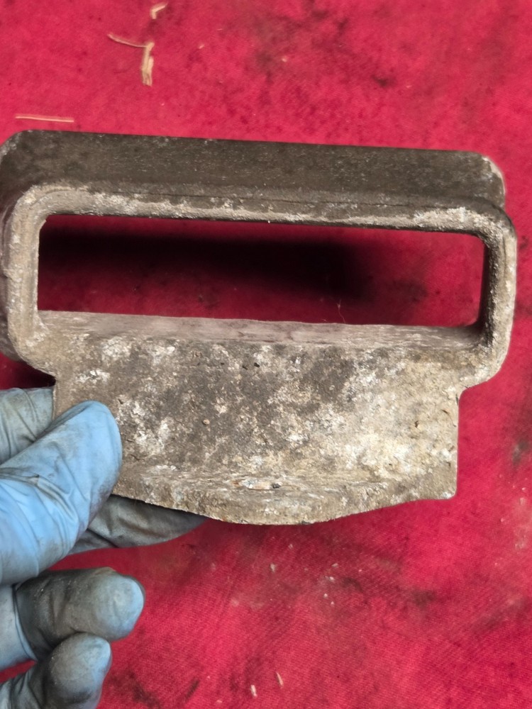 MACK 140QM415M HOOD GUIDE