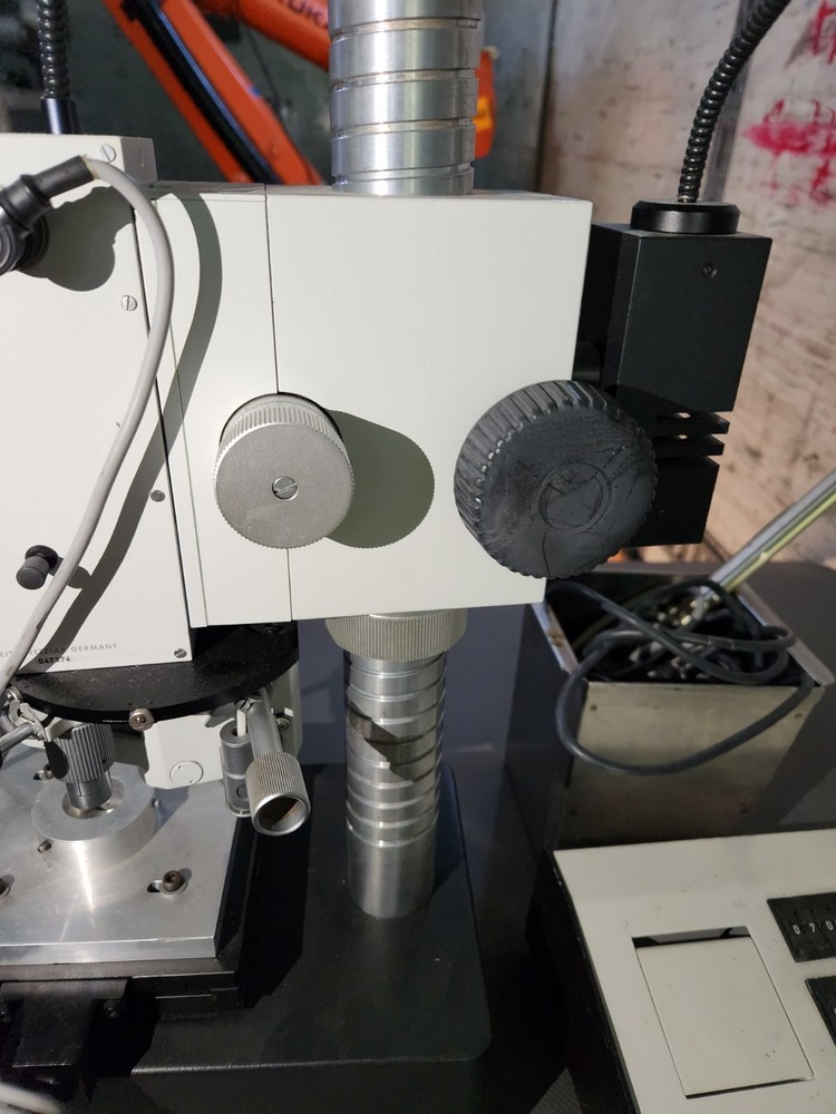 Leitz Wetzlar microscope 301-275-143 RZD-DO ??(mini load II)?? freight