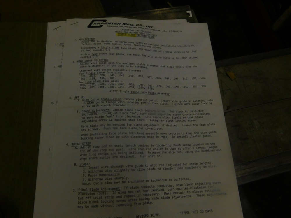 Carpenter Manufacturing Model 70-B Swing Blade Wire Stripper