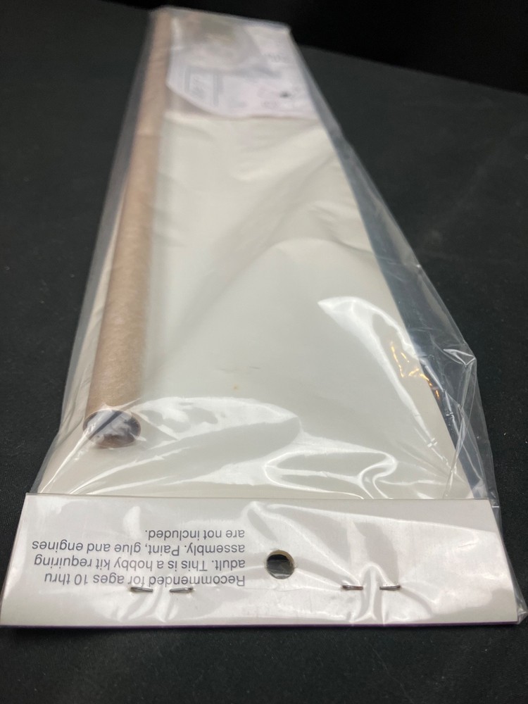 Long OOP 13 mm Power CUSTOM METRIX Skill Level 1 Flying Model Rocket Kit -Sealed