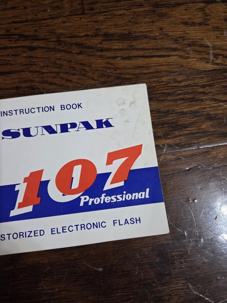 Sunpak 107 Professional Instruction Book