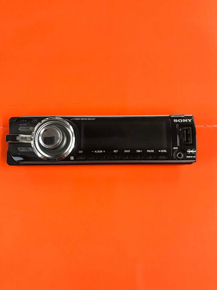 Sony CDX-GT700HD Faceplate