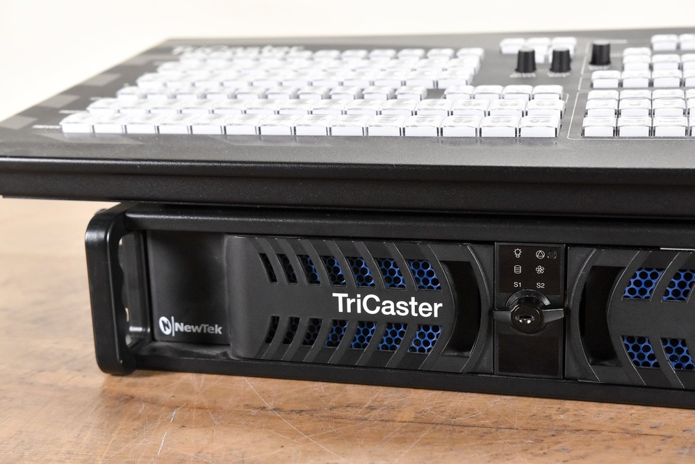 NewTek TriCaster 455 Video Switcher w/ TCXD455 CS CG00S50