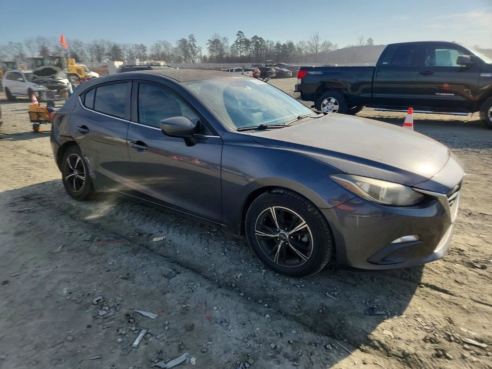 3 2014 Glove Box 5015574