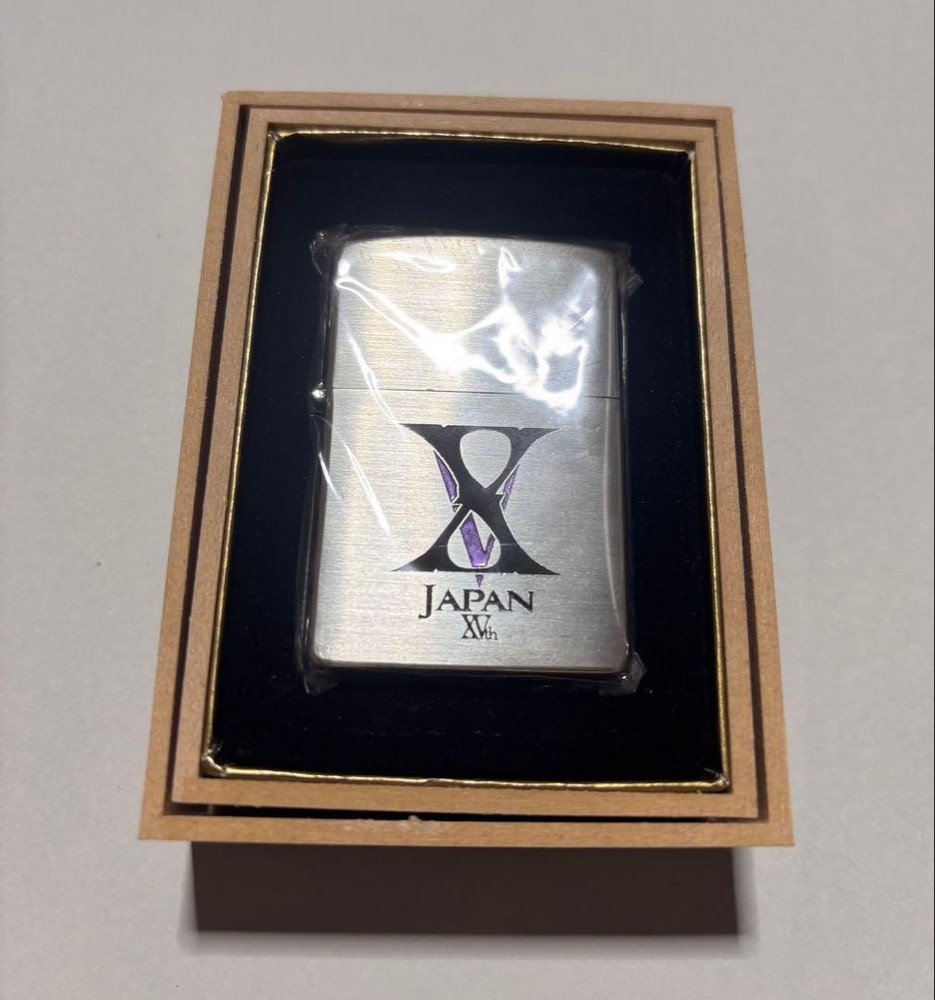 X JAPAN Silver lighter with original box cigarette case set