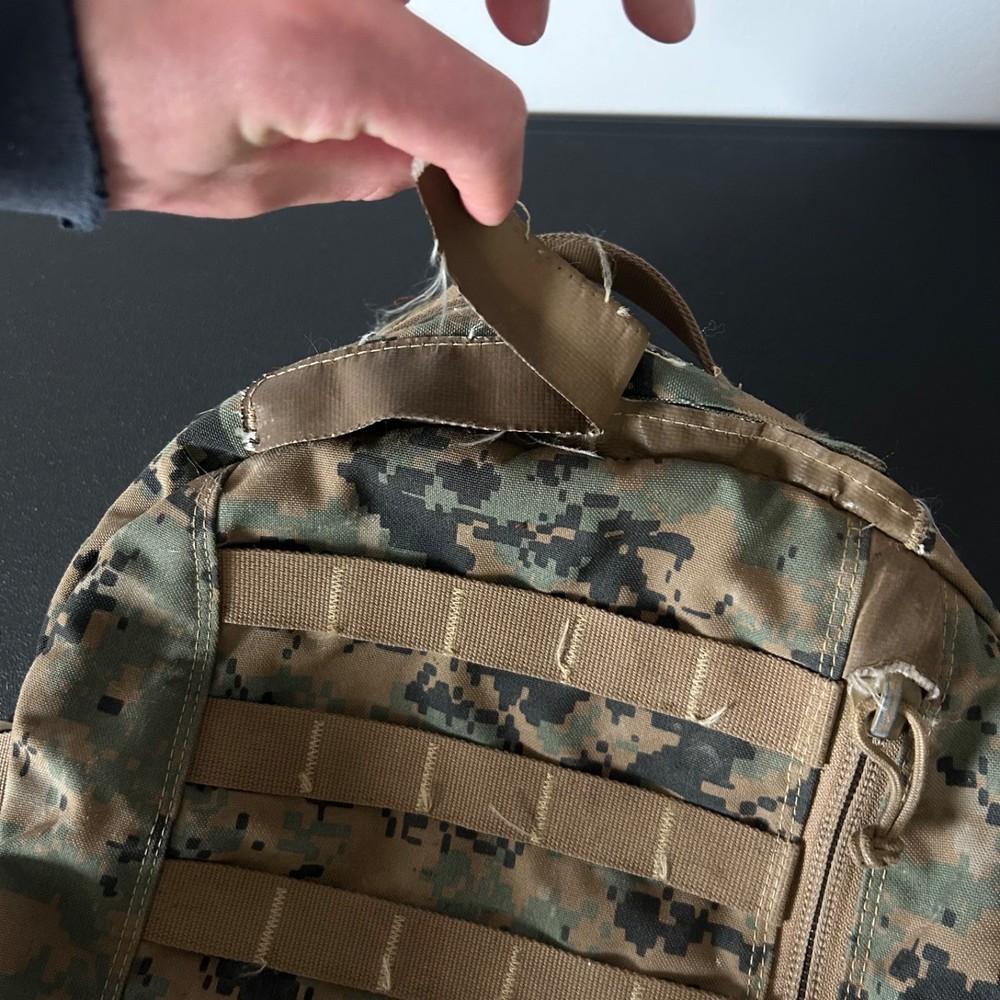 Arcteryx Military USMC Assault Pack Backpack Digital Camo APB03 Read Description