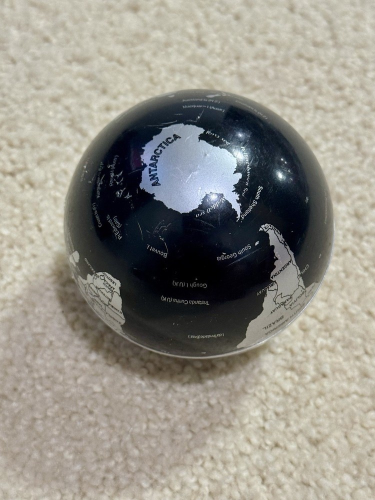 Loose Black Globe (Hard Plastic)
