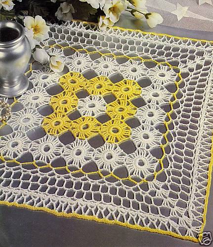 PRETTY 2 Tone Square Doily/CROCHET PATTERN INSTRUCTIONS ONLY