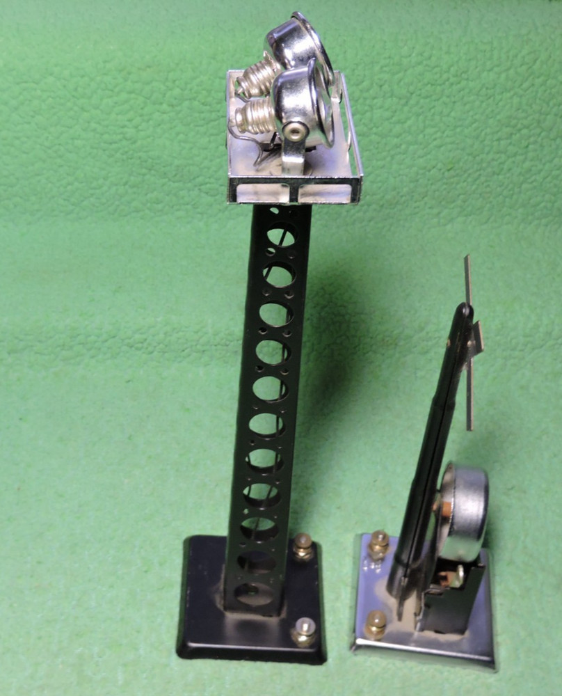 2) Marx Train Accessories - Chrome Lamp & Crossing