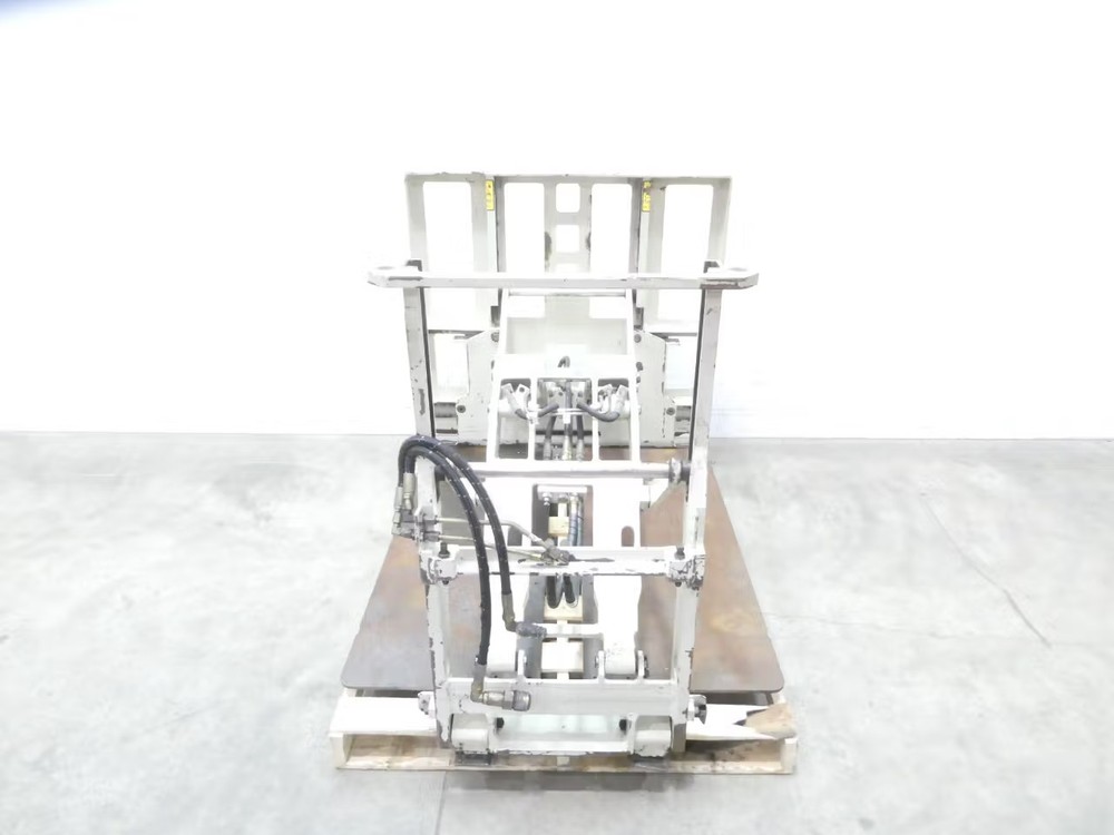 Cascade 35E-QPB-Q002R-2 Push/pull Palletless Slipsheet Forklift Attachment