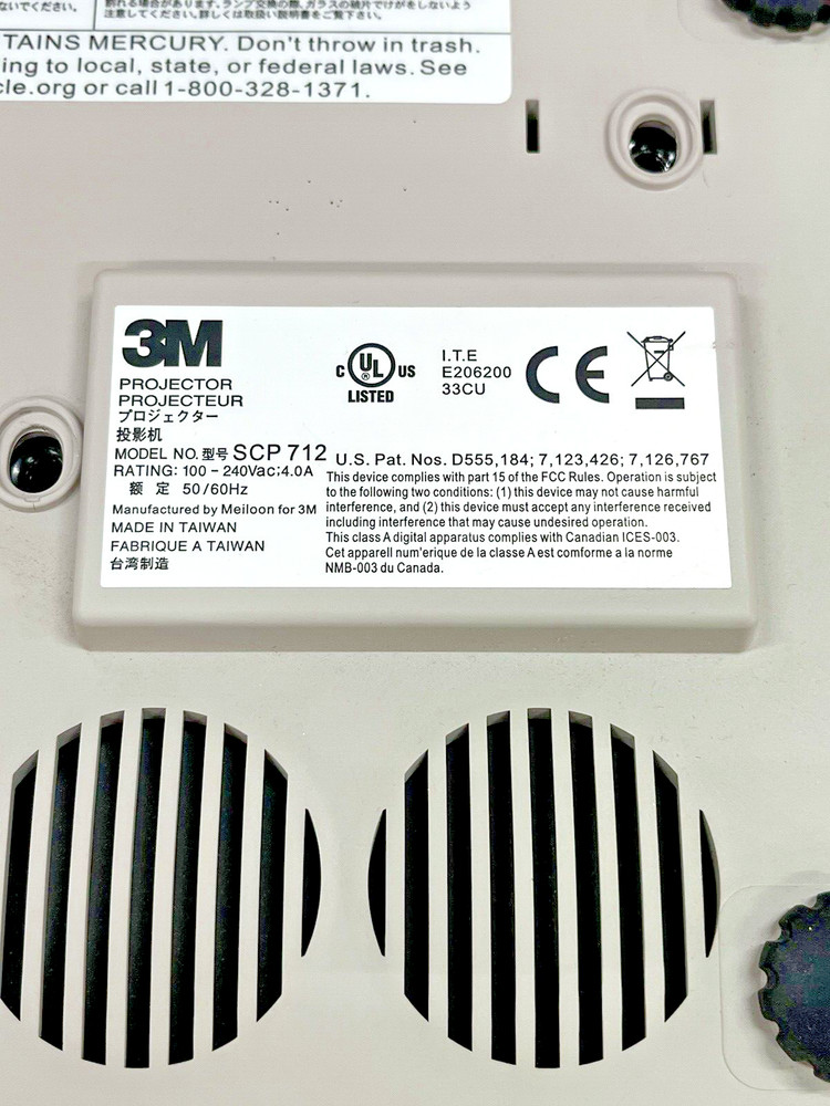 3M Projector Model: SCP712