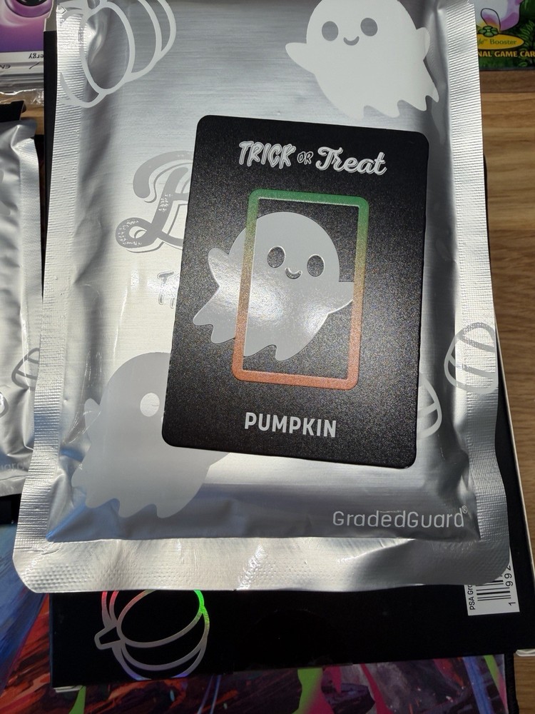GradedGuard PSA Graded Case Guard Protector Trick Or Treat Pumpkin