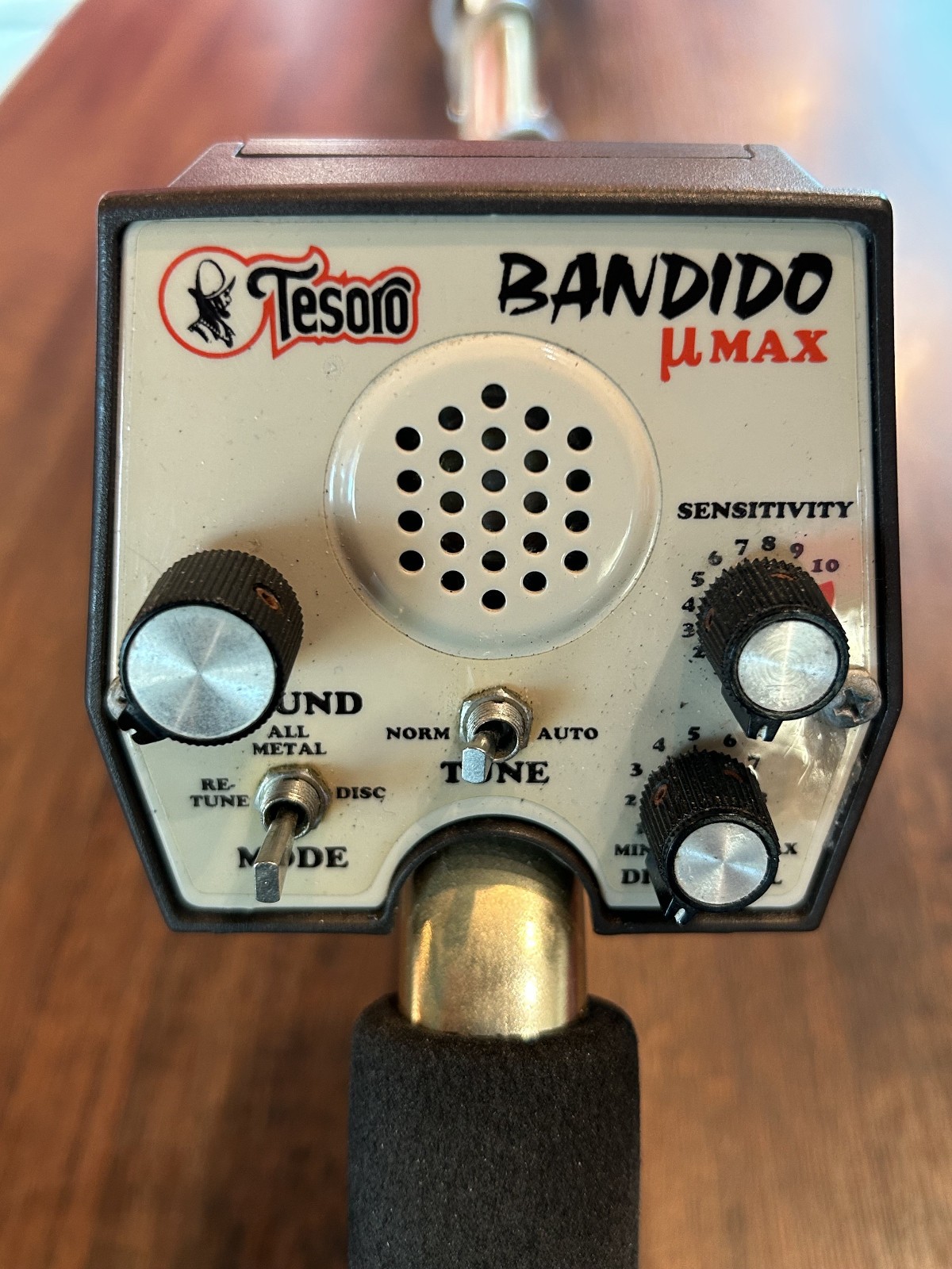 Tesoro BANDIDO uMAX (Bandido MicroMax) Metal Detector w/ 8" Coil, Manual -Nice!