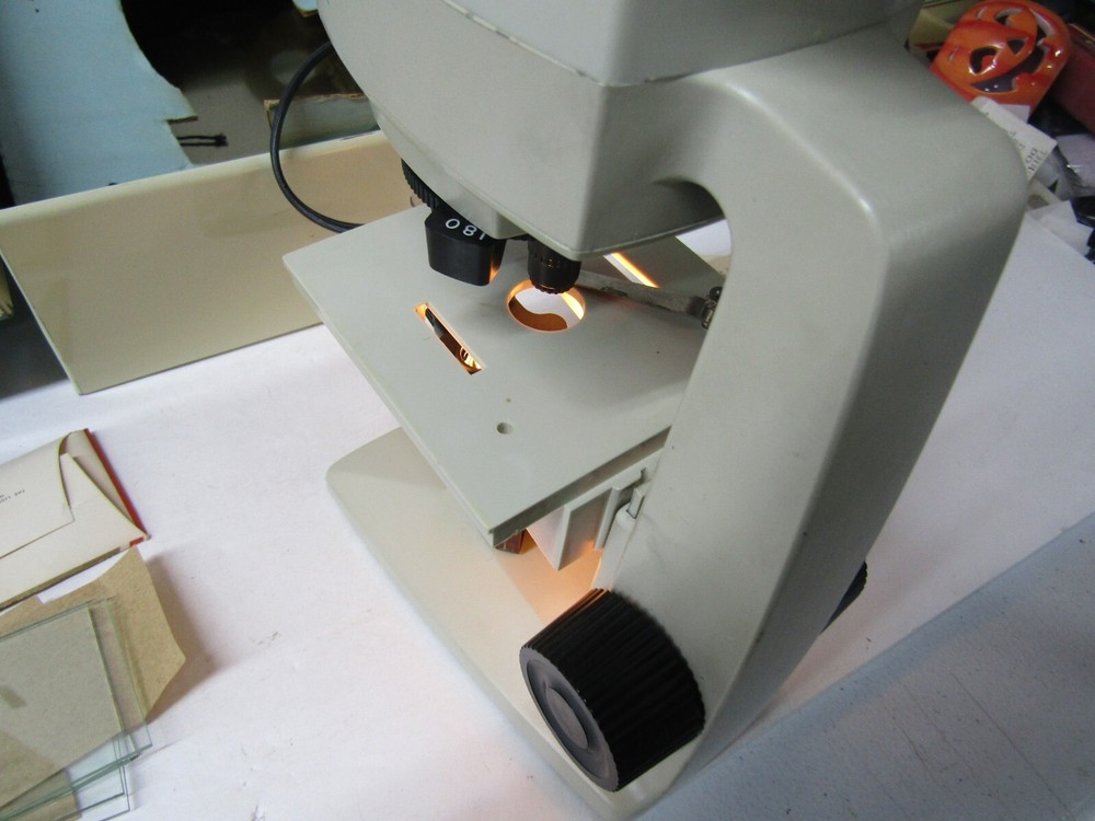 Vintage 1960 Lionel-Porter Panel Microcraft Microscope Labmaster Lab with slides