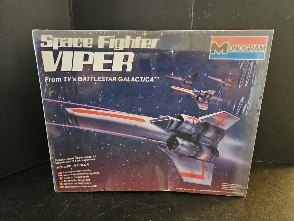 Monogram Model Battlestar Galactica Colonial Viper New Sealed