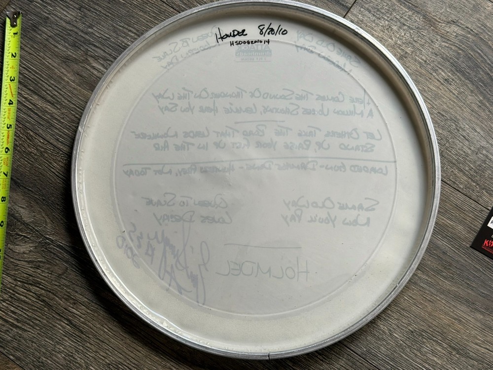 KISS Drumhead ERIC SINGER Concert Used Signed Modern Day Delilah NJ 2010 Tour