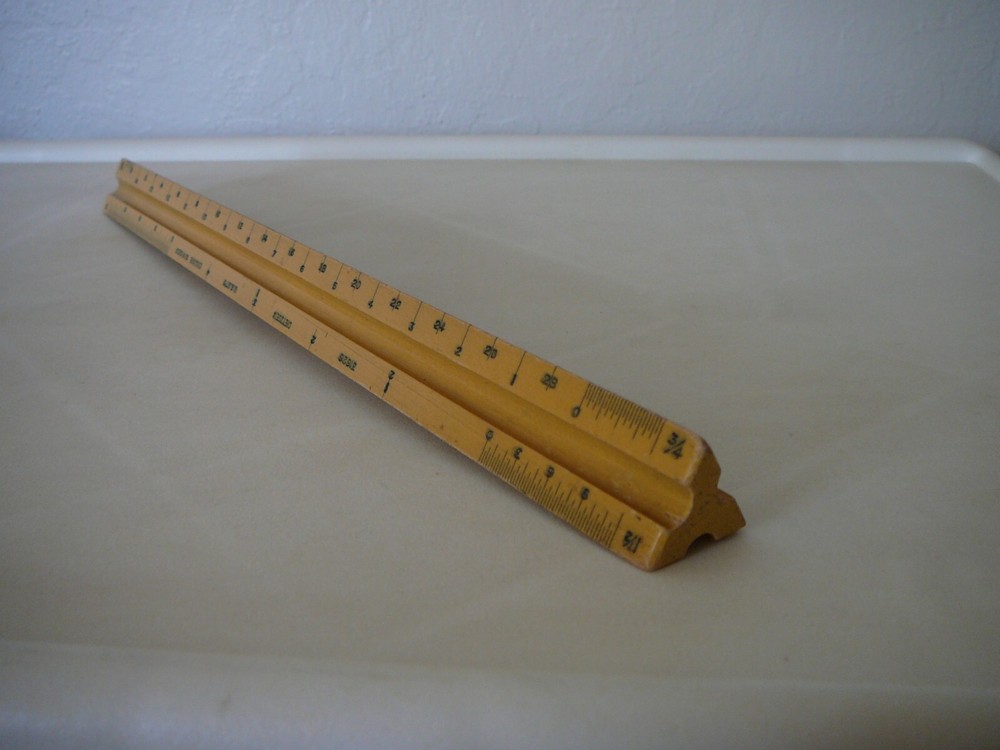 DIETZGEN 31626 ENGINE DIVIDED TRIANGULAR WOODEN RULER