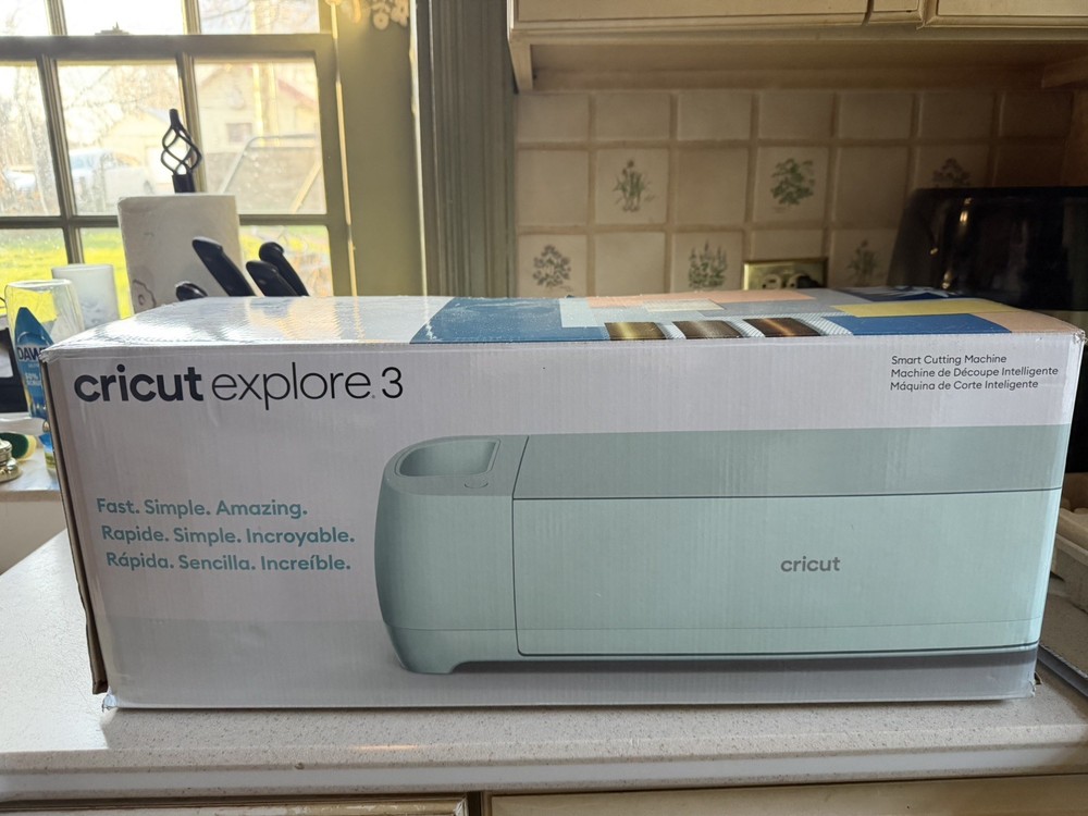 Cricut Explore 3 Mint Colorway NIB