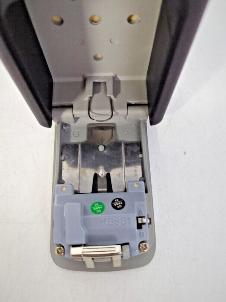 WONDER MASTER KEY LOCK BOX, COMBINATION OUTSIDE