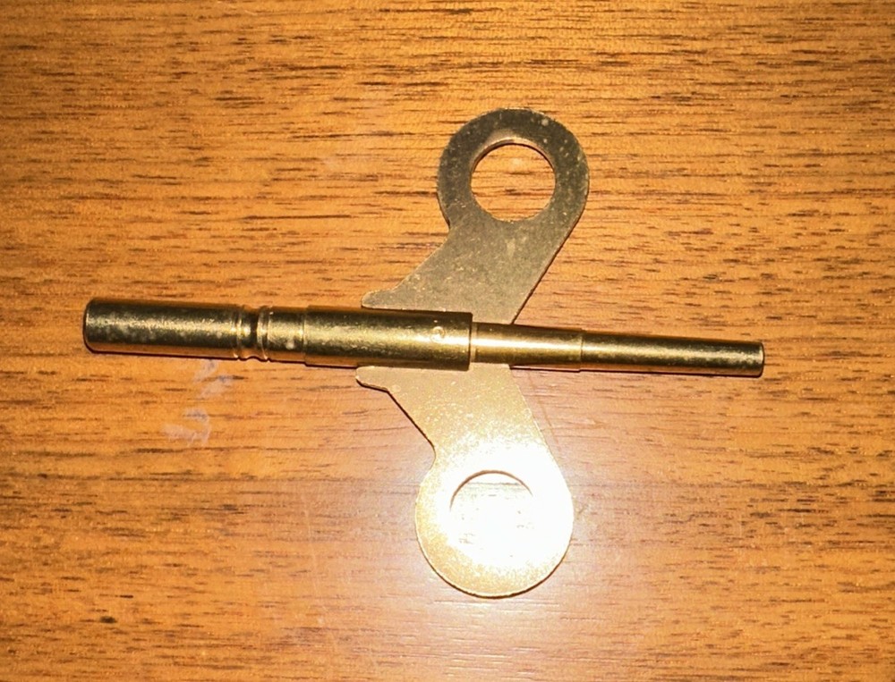 Key For No. 119 Seth Thomas Chime Mantle Clock
