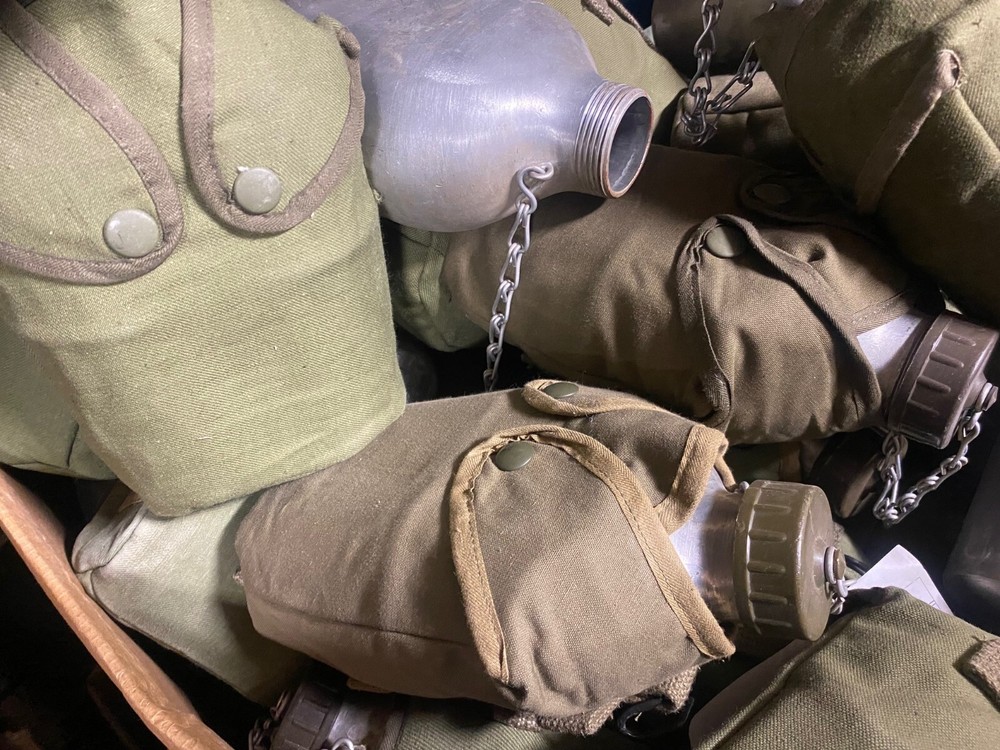 French Canteen Set Vietnam Indochina Issue, used