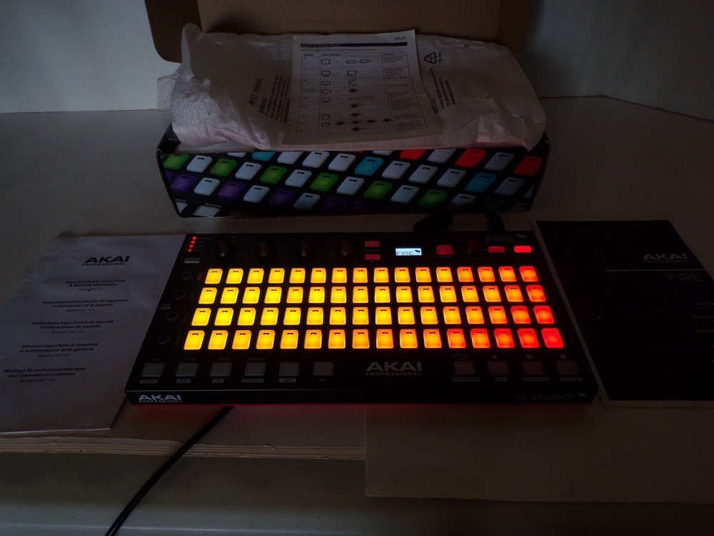 AKAI Professional Fire FL Studio Professional Fire Performance MIDI Controller