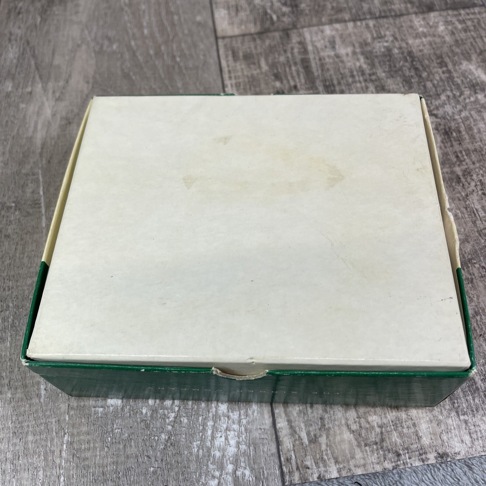 SINGER 600 Touch & Sew Sewing Machine Replacement Attachment Box Only