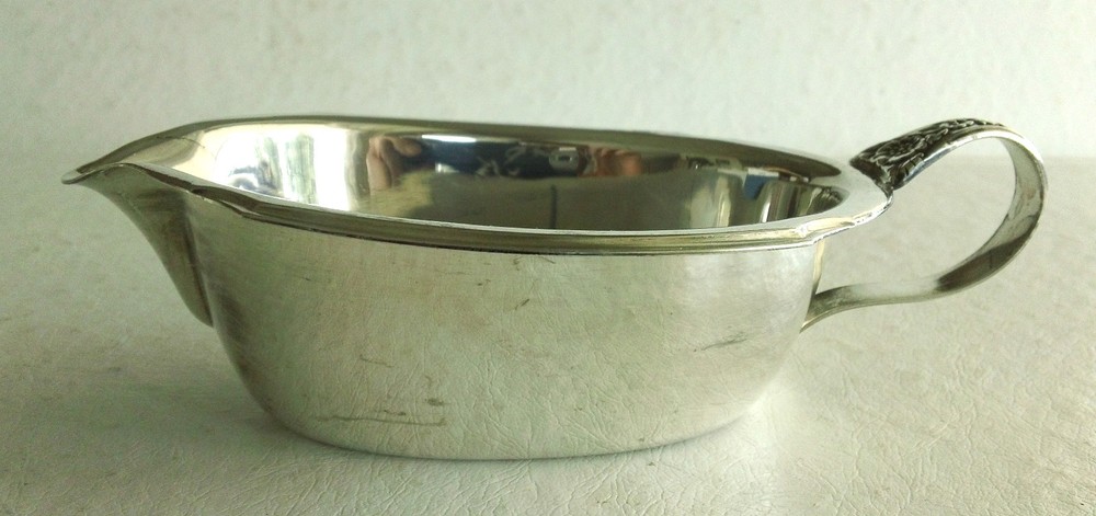 Webster & Wilcox International Silver, Silverplate Gravy Boat Dish, 7113