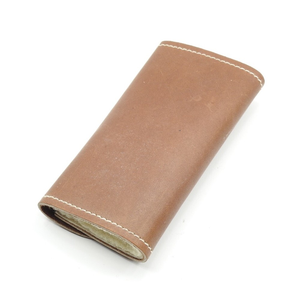 Unmarked Leather Fly Wallet.
