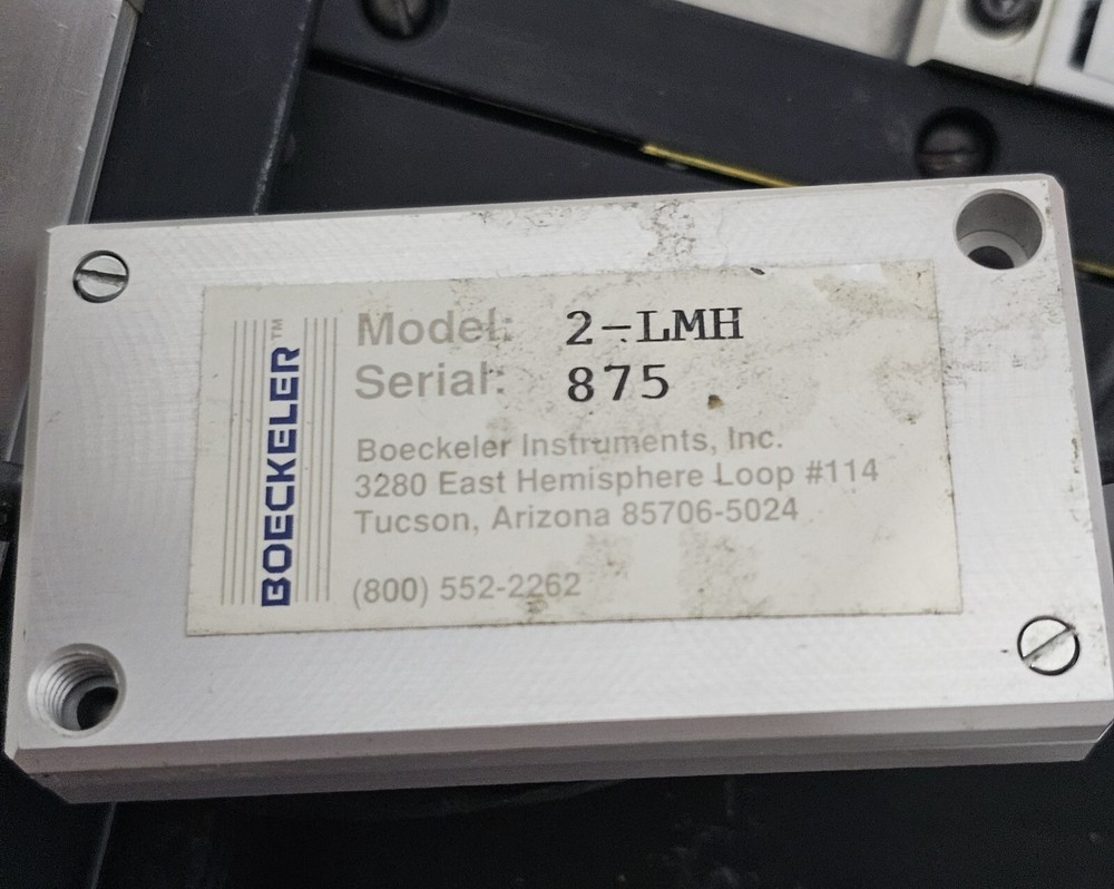 Microscope Stage with RSF Encoders and a Boeckeler Microcode II Digital Readout