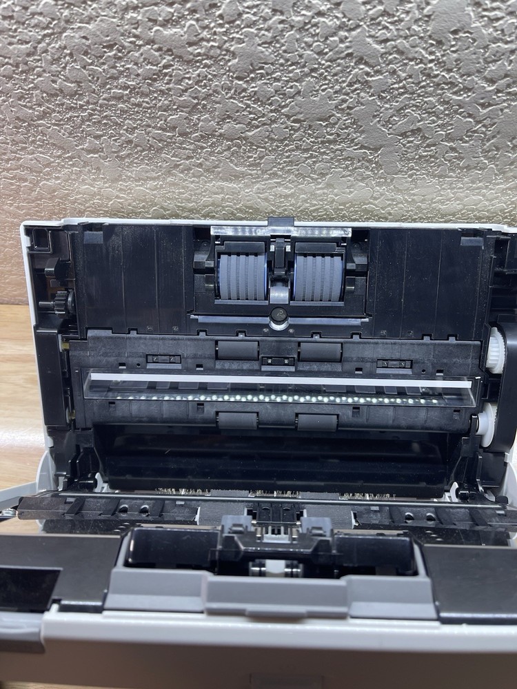 Canon imageFORMULA R40 Office Document Scanner No Power Cord