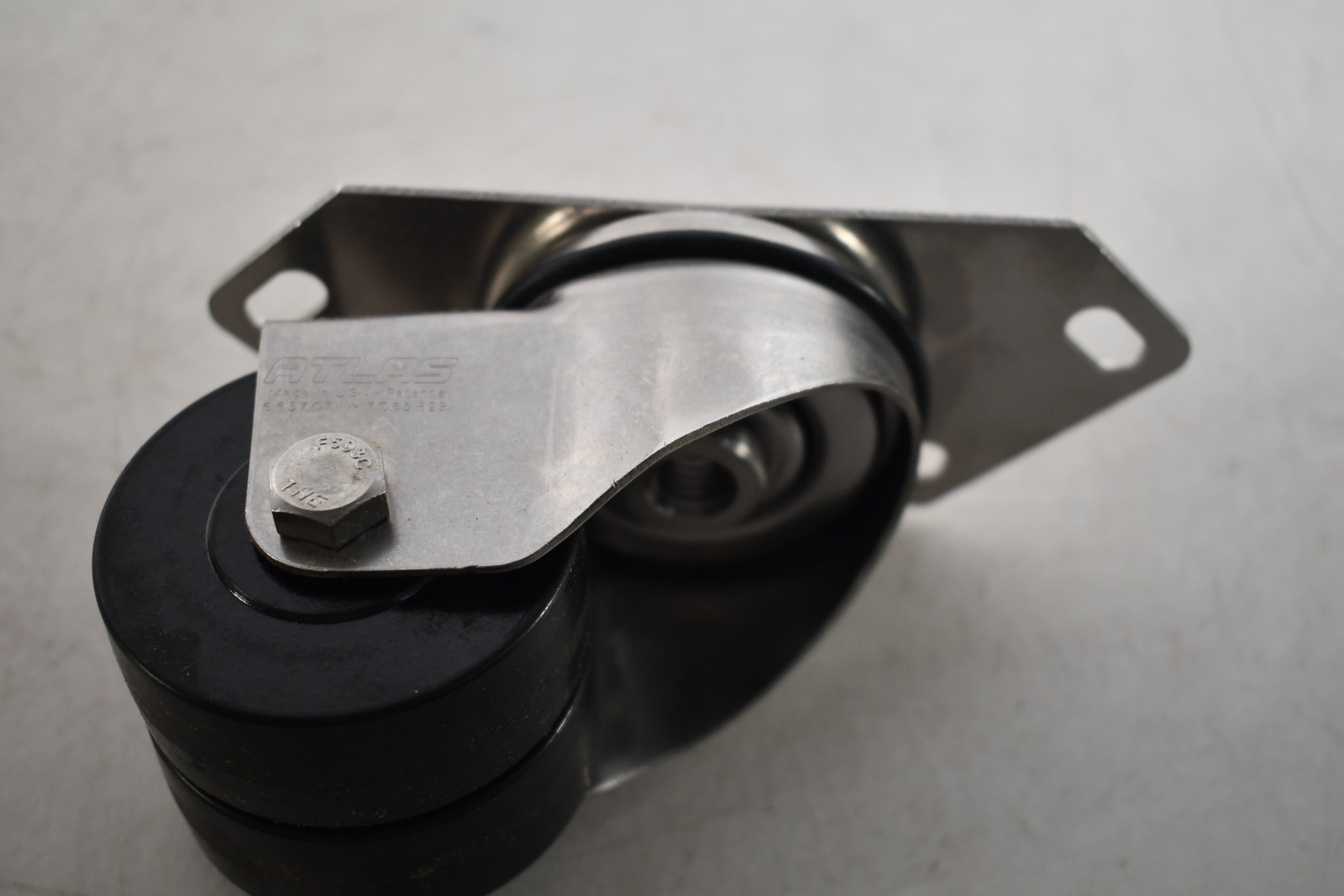 NEW Atlas Pat 6,637,071 7,065,828 500 SERIES LEVELING SWIVEL CASTER 2-1/2'' Whee