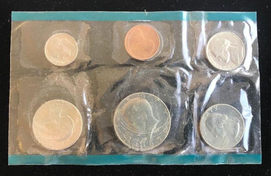 THREE 1979 UNCIRCULATED P & D MINT SETS ~SIX-COIN SETS EACH MINT ~U.S. MINT PACK