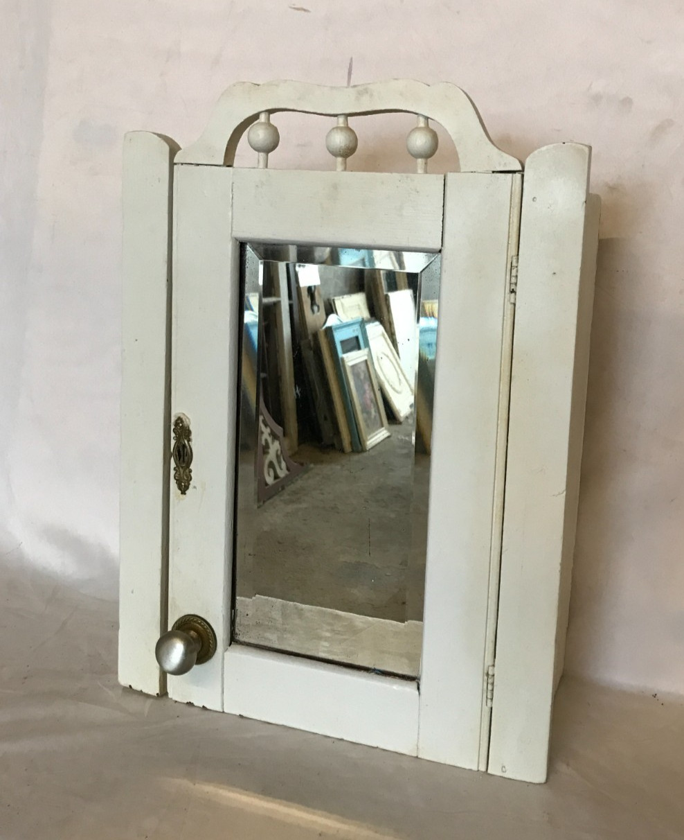 VTG 13x18 Wood Shabby Wall Medicine Cabinet Mirror Stick & Ball Chic Old 26-26B