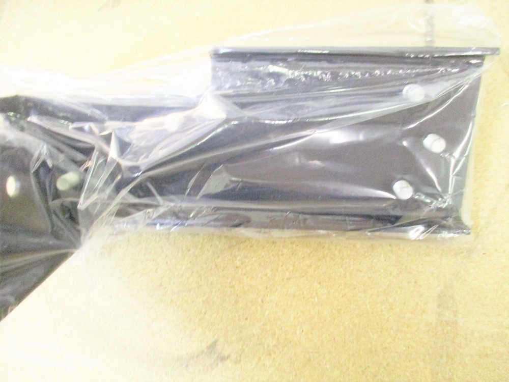 APC NetShelter AR203 Mounting Brackets New