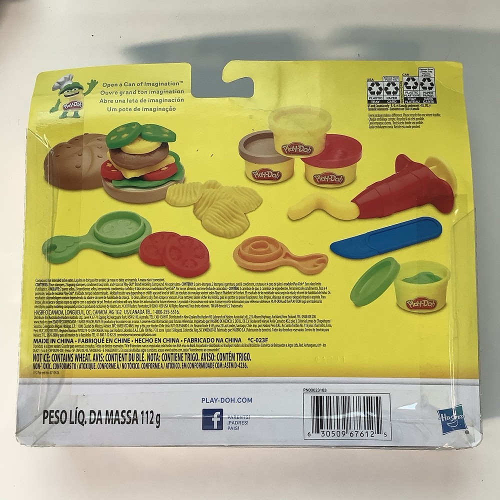 Play-Doh Kitchen Creations Burger Bash Set New In Box