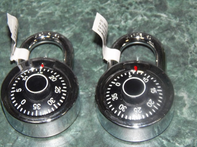 2 - 2" -  COMBINATION LOCKS  3 # LOCK (LLB-9)