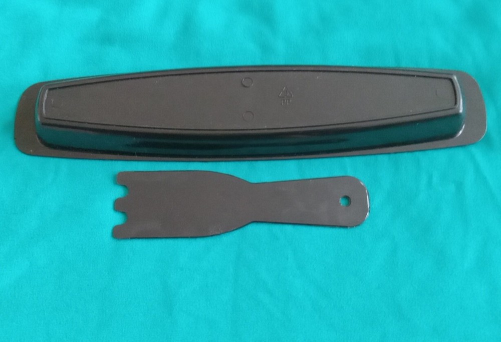 George Foreman 14 1/4” Black Replacement Drip Catch Tray With Scraper