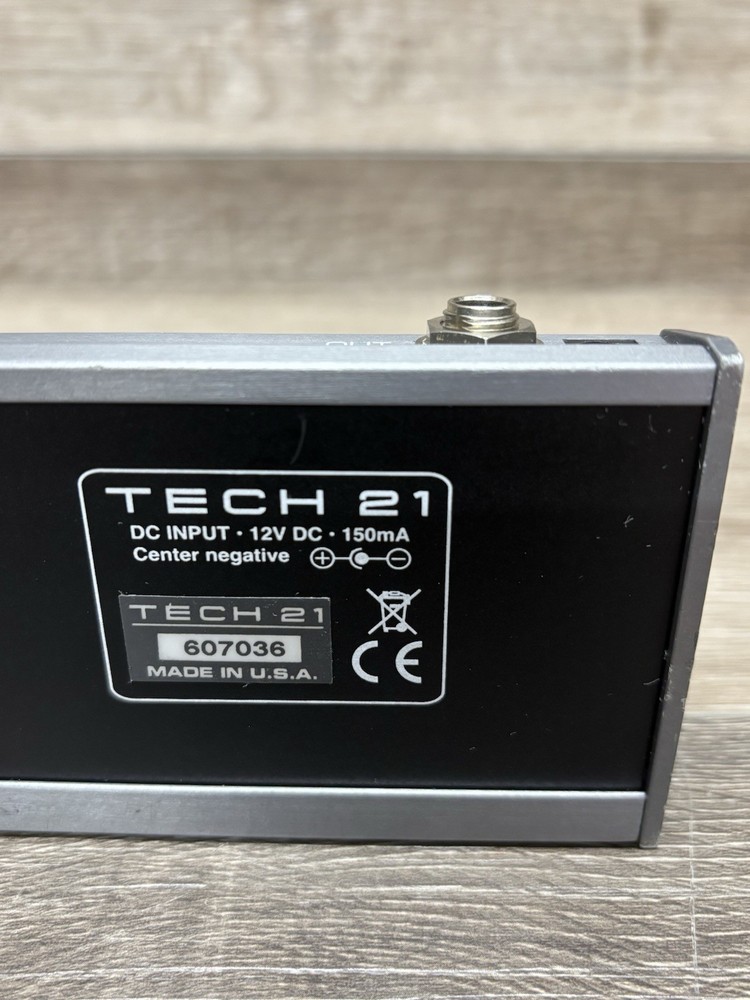 Tech 21 FlyRig5 Multi-Effects Guitar Effect Pedal - Unit Only