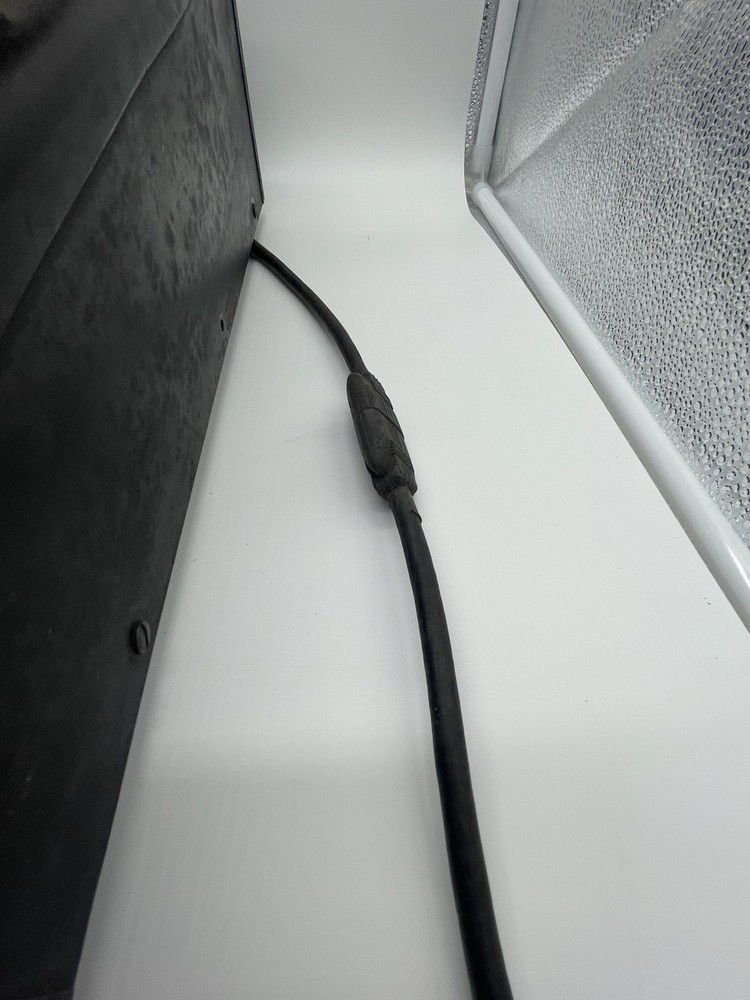 ANTIQUE VICTOR ADDING MACHINE MODEL W UNTESTED