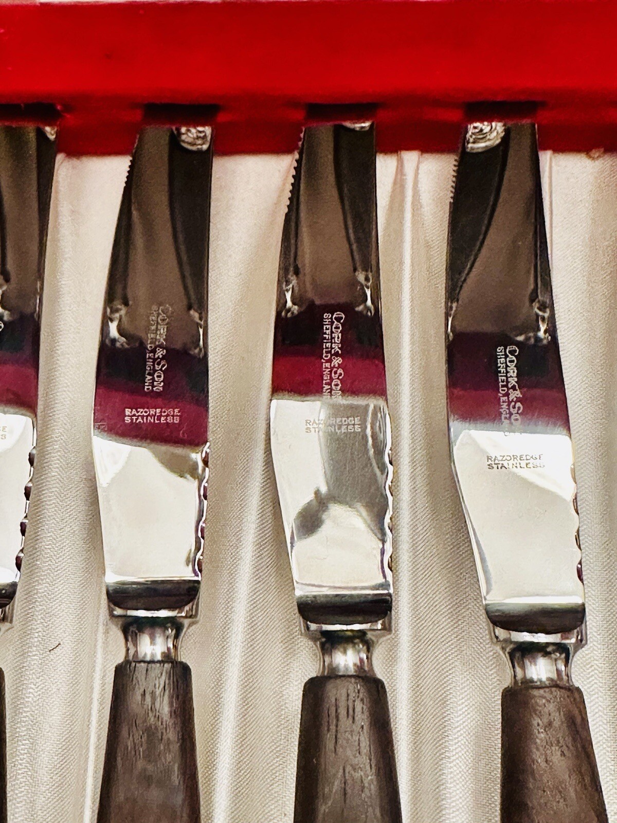 Rare16-PieceCork&Son EnglandKnife/ForkBoxedRosewood Handle/Silver Cap CutlerySet