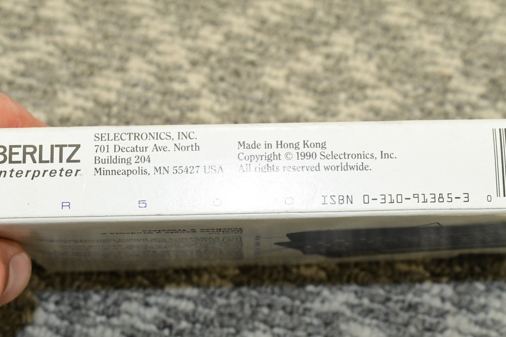 Berlitz Interpreter by Selectronics Five Language Translator Model TR500