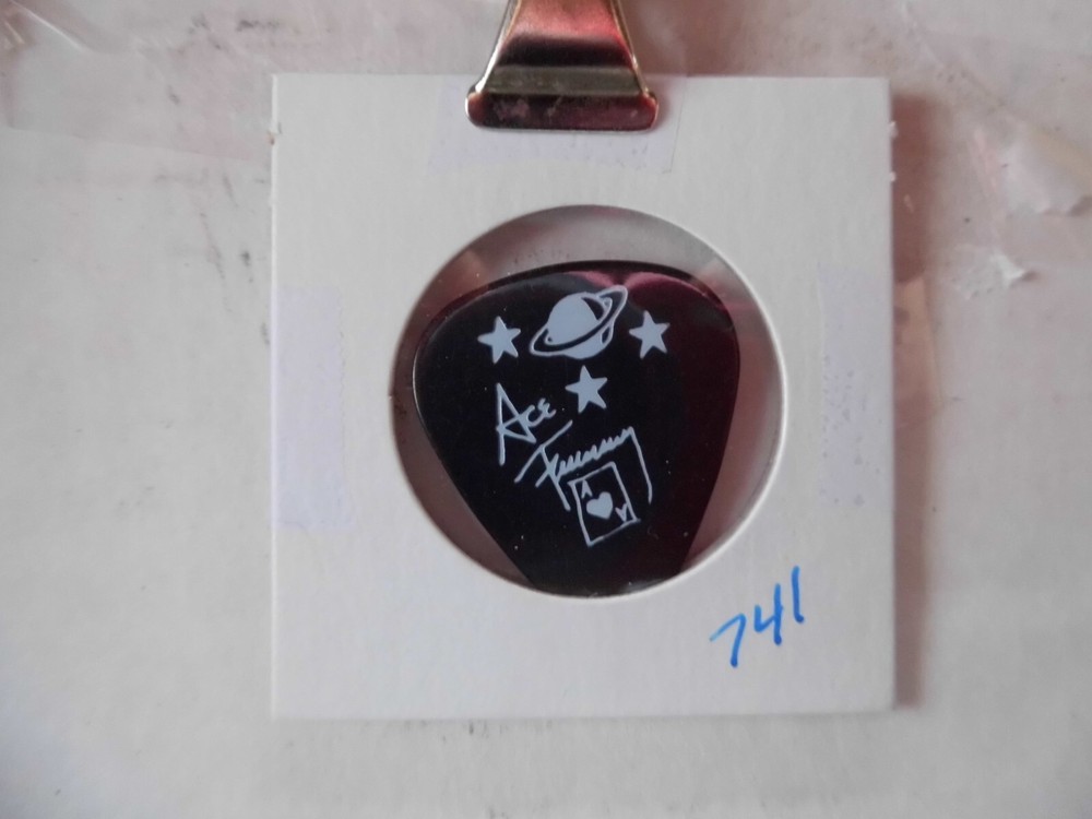 KISS "ACE FREHLEY" 9/29?/00 GUITAR PICK~READ DESCRIPTION #9 ~1
