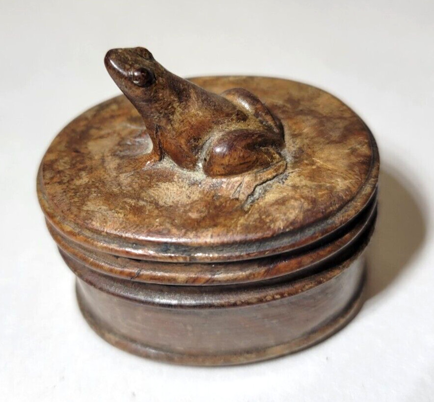 Antique Fine Carved Wood FROG Patch Box or Table Snuff Box