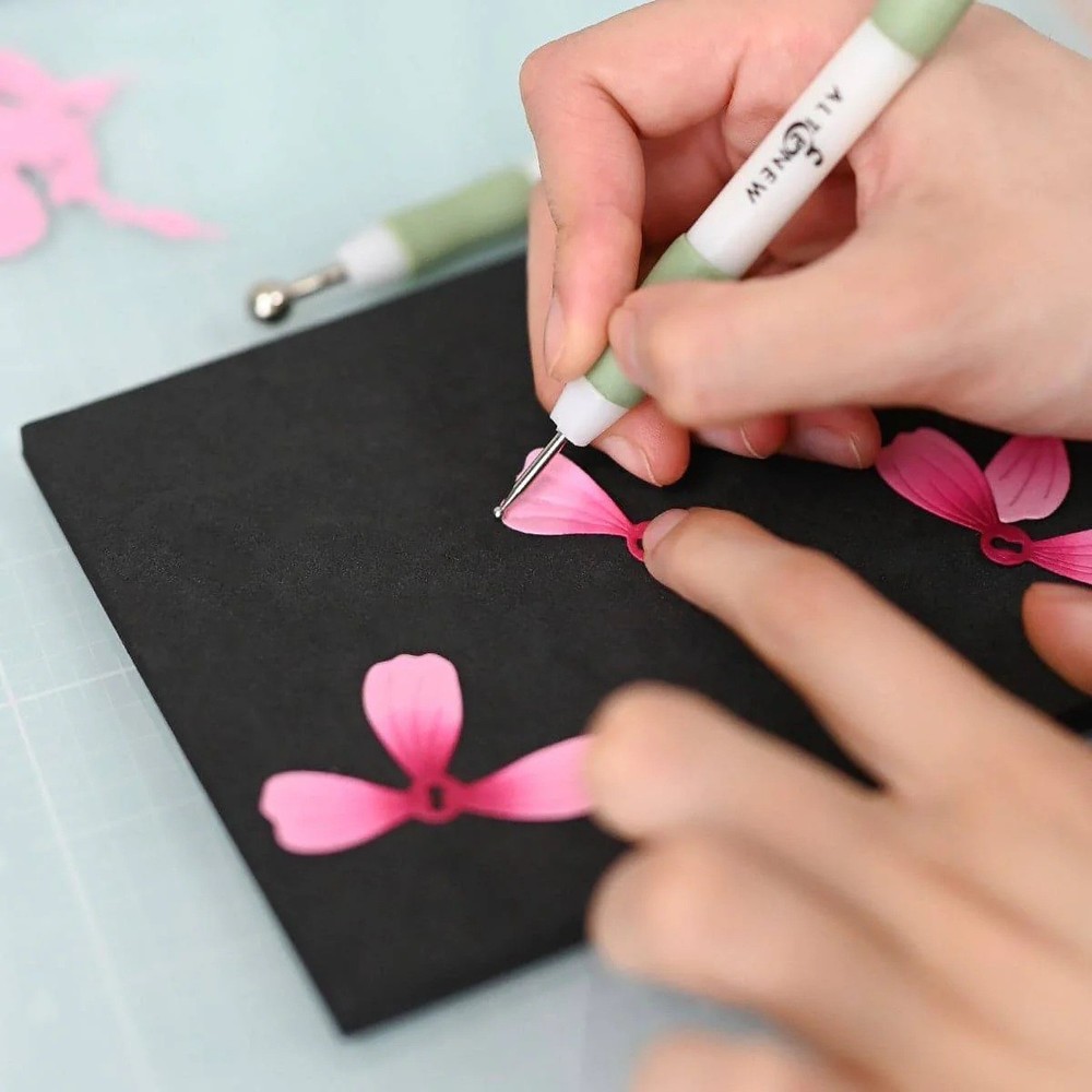 ALTENEW - PETAL SHAPER - 4 PIECES
